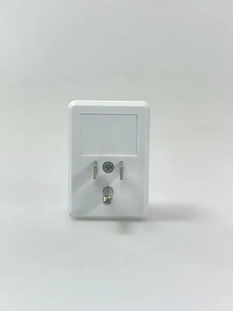 product compact 120v voltage protection socket voltage protector for south america and north america972-6