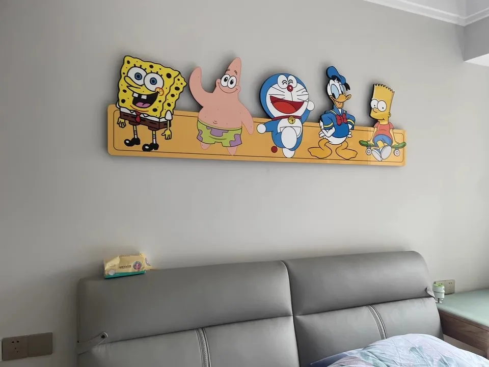 Creative Kids Room Decoration Cartoon Man Crystal Porcelain Modern Glass Wall Paintings with LED Lights 11 H7d292ce9d14545908ceff250beeb6a97i