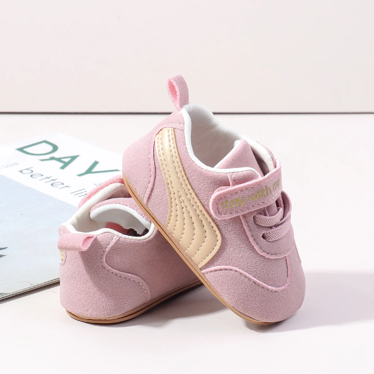 Latest Cute Safety Infant Shoes Anti-slip TPR Soles Fashionable Comfortable Pre Walker Baby Casual Shoes supplier