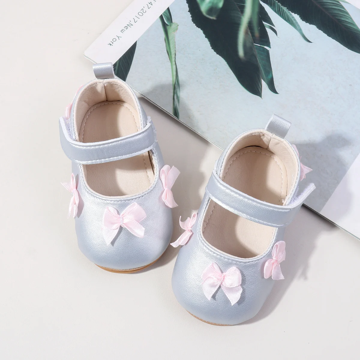 Fashion Spring&Autumn Baby Girl Butterfly Design Princess Shoes With TPR Soled Newborn Toddler Girl Shoes manufacture