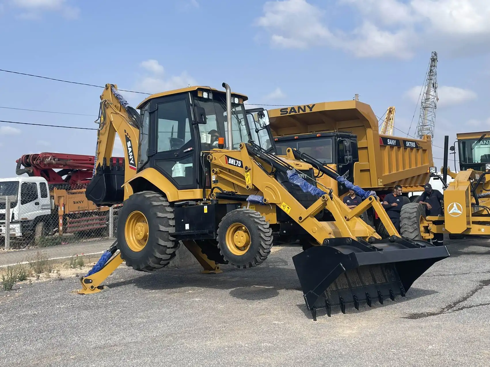 Sany Backhoe Loader Equipment Transmission Speed 35 Km H Front Loader