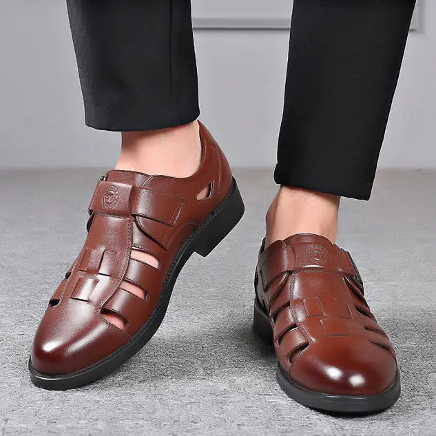 2024 summer new soft HOLLOW OUT leather  men's  men's casual shoes leather sandals
