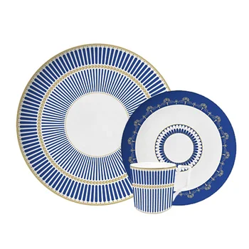 Hot Sales Blue Vintage Ceramic Tableware Set On Glazed Technique Sustainable Bone China Dinnerware Wedding Charger Plate