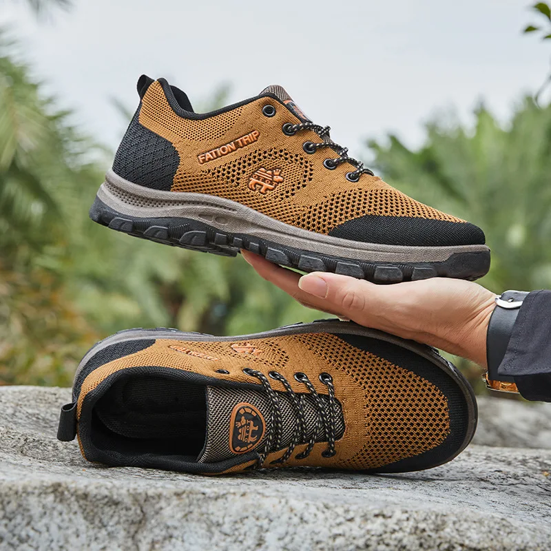 High-quality custom logo Waterproof Comfortable Outdoor men climbing hiking shoes