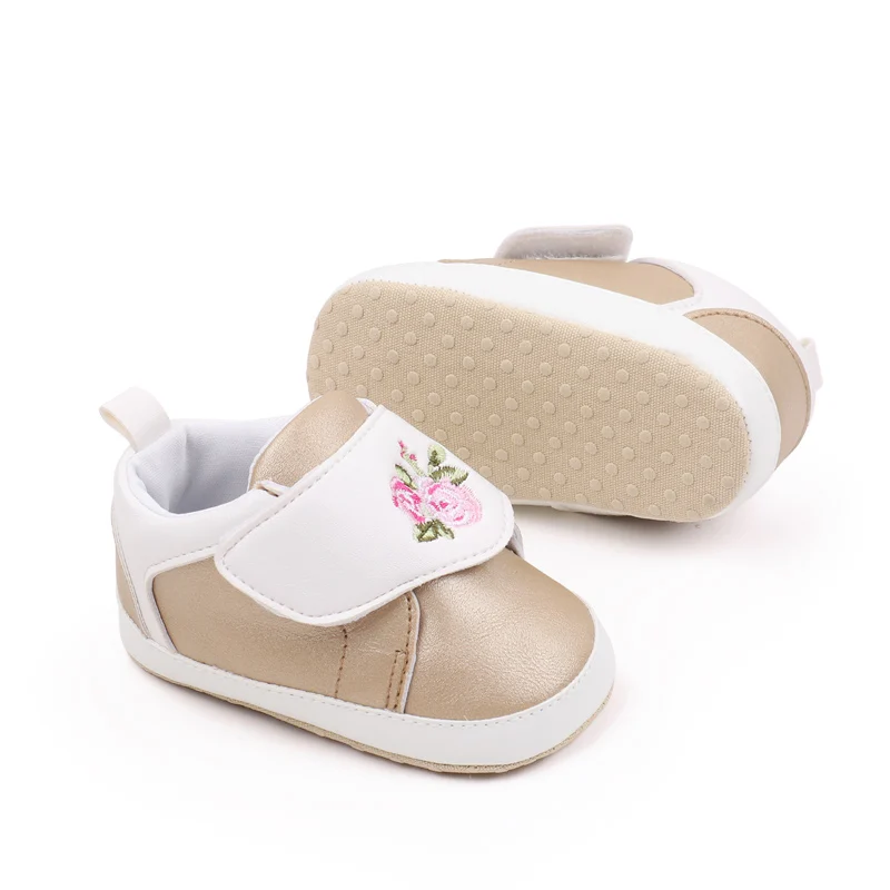 Spring and Autumn Anti-Slippery Court Sneakers for Baby Girls Hook&Loop Embroidered Flower Design Soft Bottom Shoes details