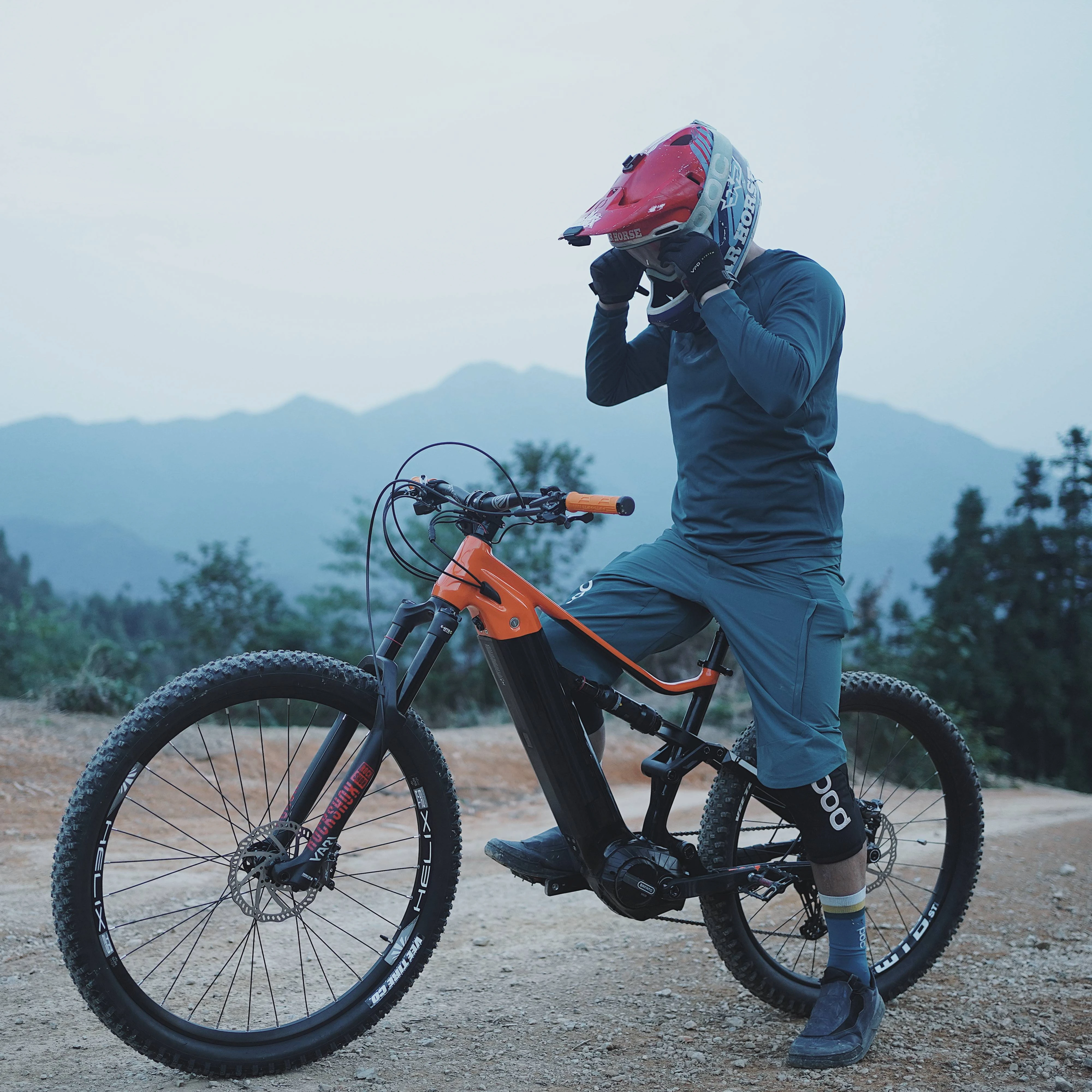 29er Full Suspension Soft Tail 7 Speed 