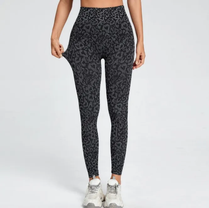 2023 Newest Leopard Print Sportswear Hot Sale Yoga Set High Waist Butt Lift Workout Seamless Yoga pants