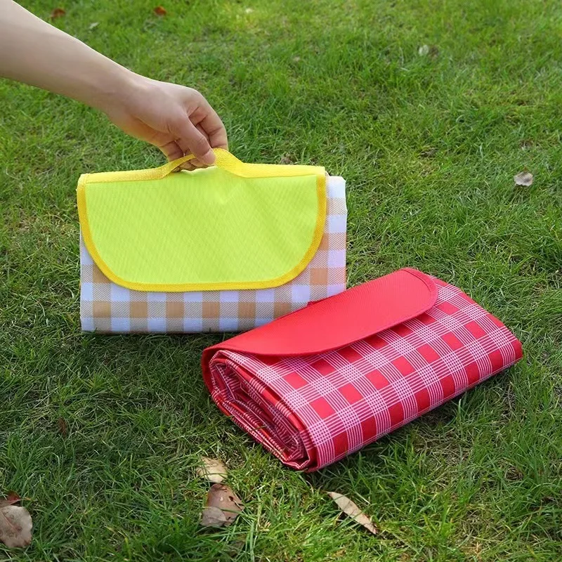 Factory supply 600D Oxford Camping Accessories Kids Waterproof Foldable Picnic Blankets Picnic Mat