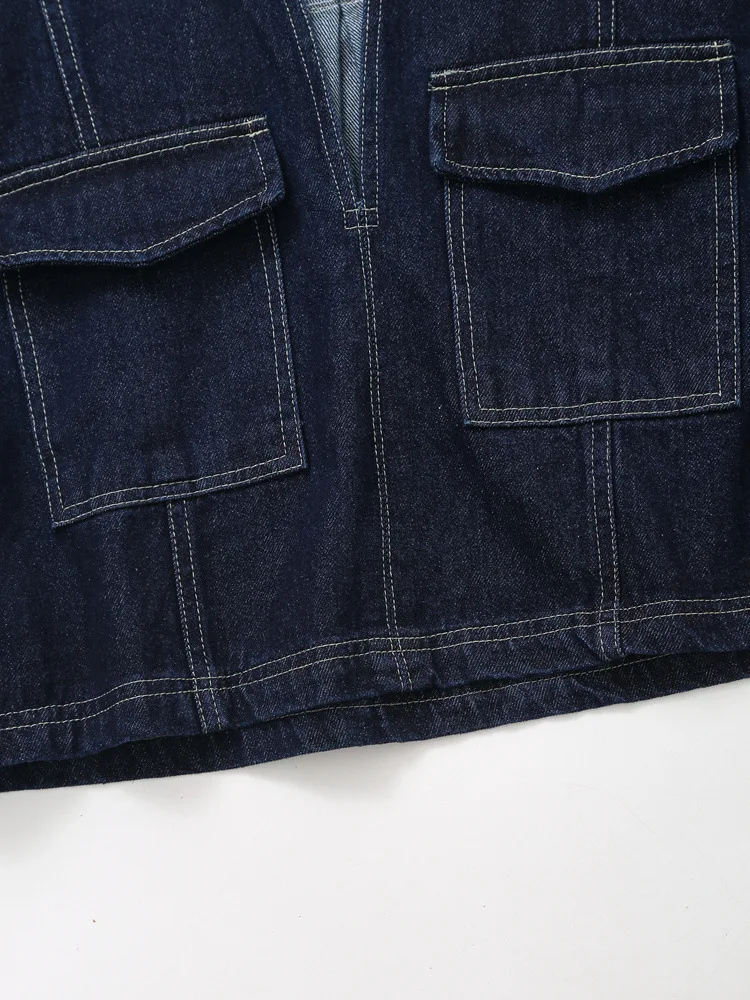 2024 Spring New Women's Turn Down Collar Denim Blue Color Casual Fashion Denim Short Shirt Jacket supplier