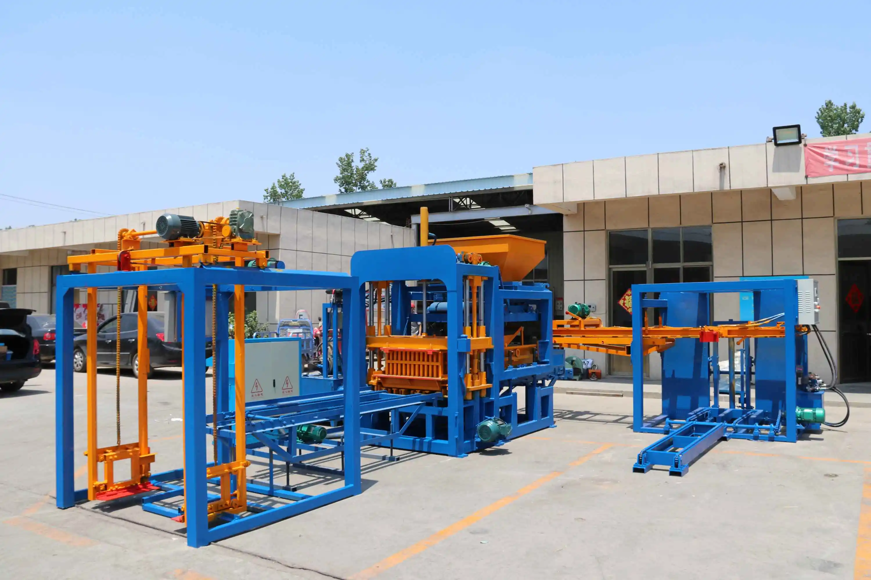 Famous QT4-15 Hydraulic Automatic Block Machine Solid Brick Making Machine with High Quality manufacture