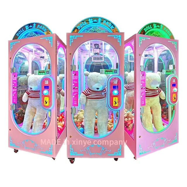 Customized Color Cut Scissors Crane Claw Machine Pink Vending Date Games