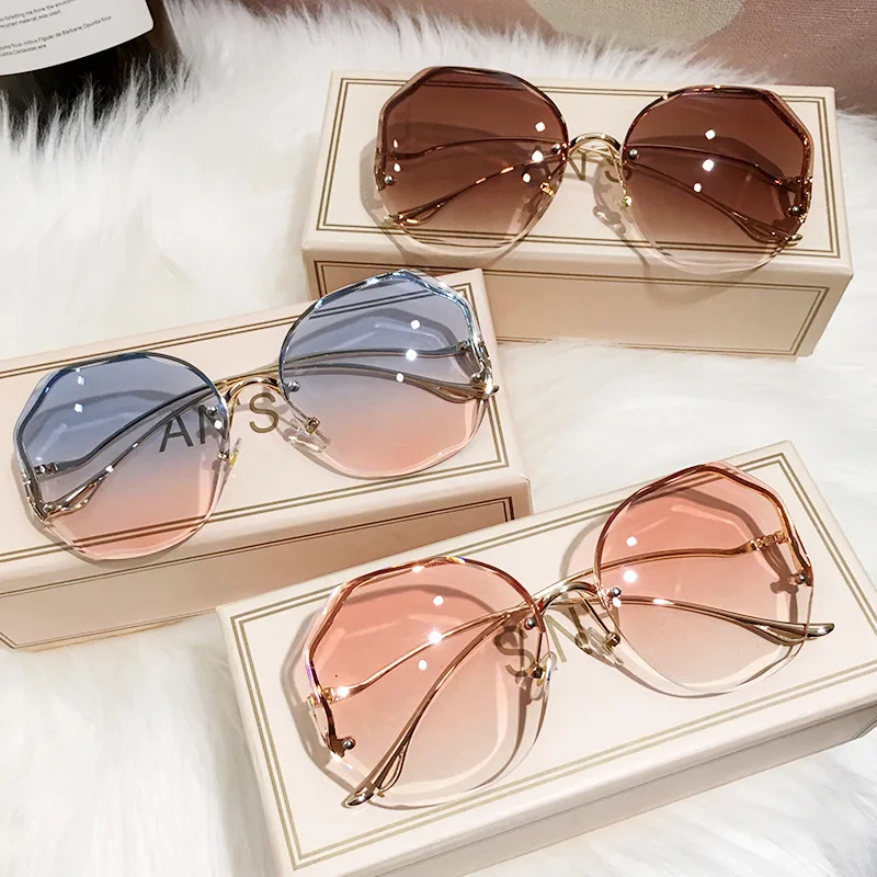 lady sunglasses fashion