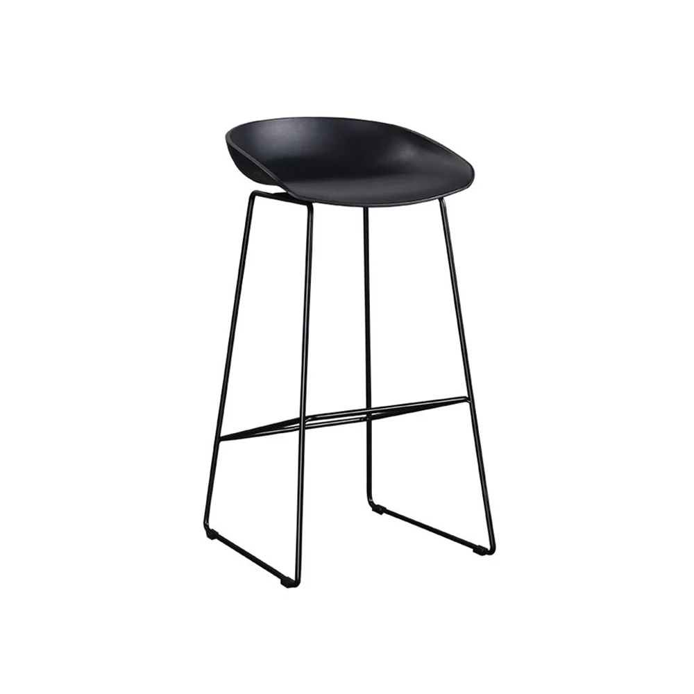 Wholesale New High Quality Cafe Commercial Furniture Fashion Metal Leisure Bar Chair Industrial Style High Bar Chairs for Dining