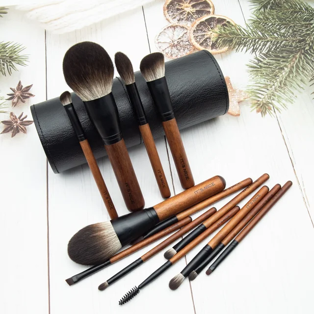 RTS Wholesale 13-Piece Wild Wood Makeup Brush Set with PU Canister Natural Wood Handle for Foundation Shadow Makeup Application