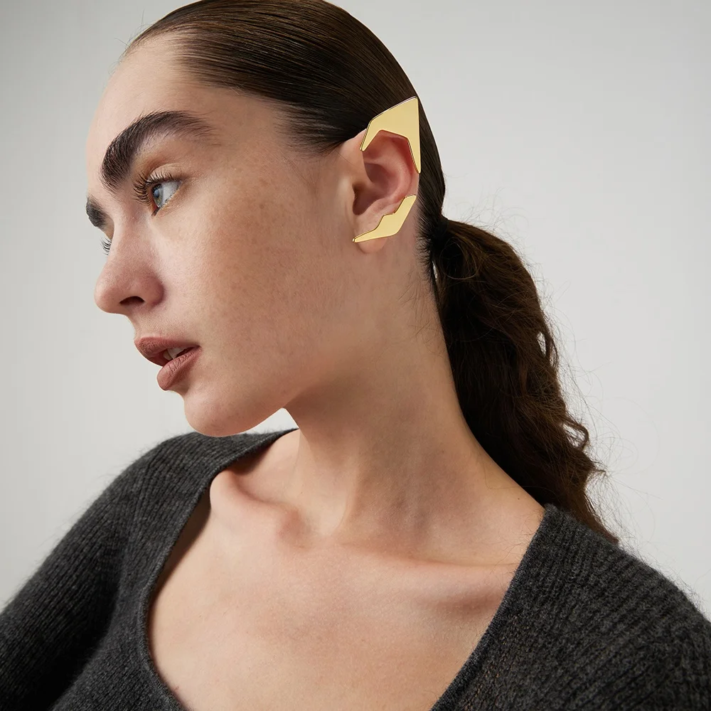 Original Design 18K Gold Plated Brass Jewelry Elf Ear Clip Non-Piercing Ear Cuff Party Accessories Earrings E221378