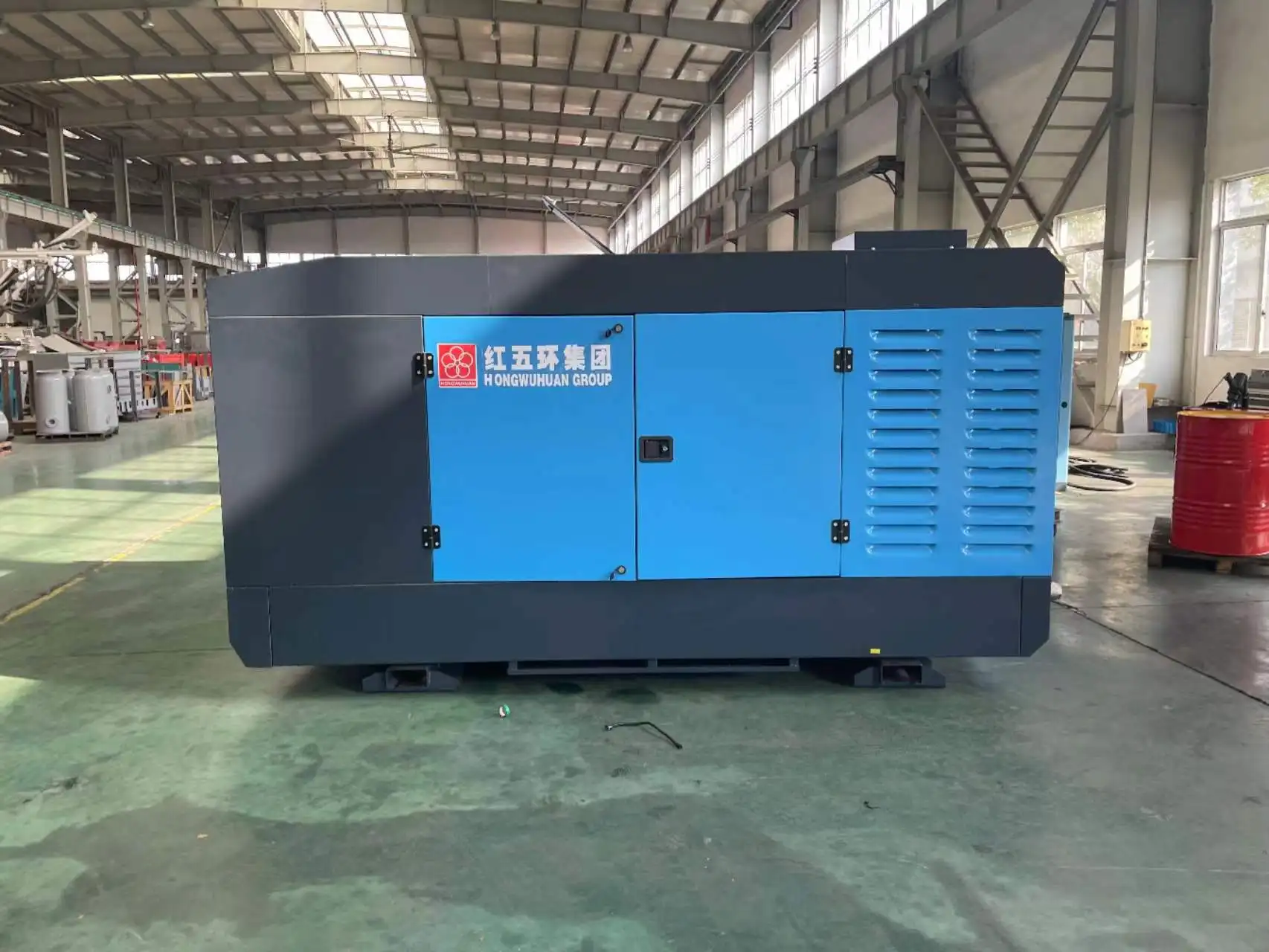 Hongwuhuan HGS24-22Y High Pressure Tow Stage Compression 22bar Portable Diesel Screw Air Compressor