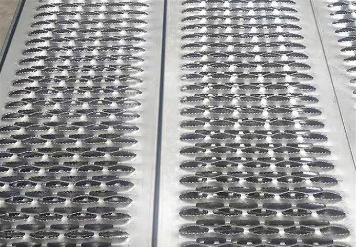 product crocodile mouth toothed skateboard solar fixing walkway slip resistant-6