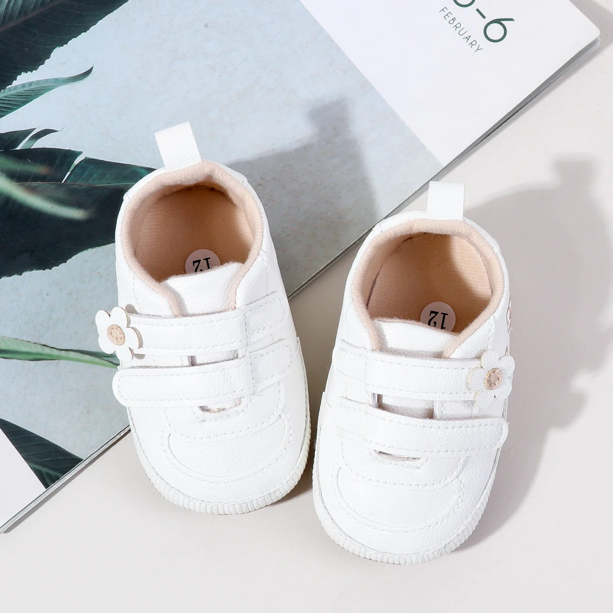 Hot Selling Hook&loop Embroidery Flowers Soft PU Leather White Baby Girls Shoes in Bulk factory