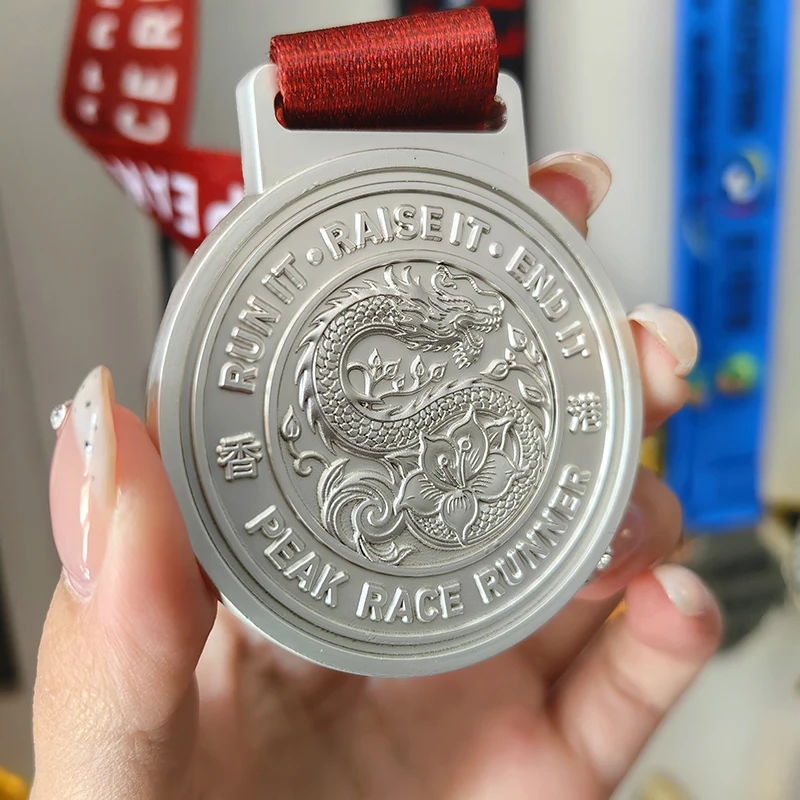 Custom Designed 3D Award Modern Style Zinc Alloy Sport Medals for 5k 10k Marathon Adventure Trail Running Finisher Medal factory