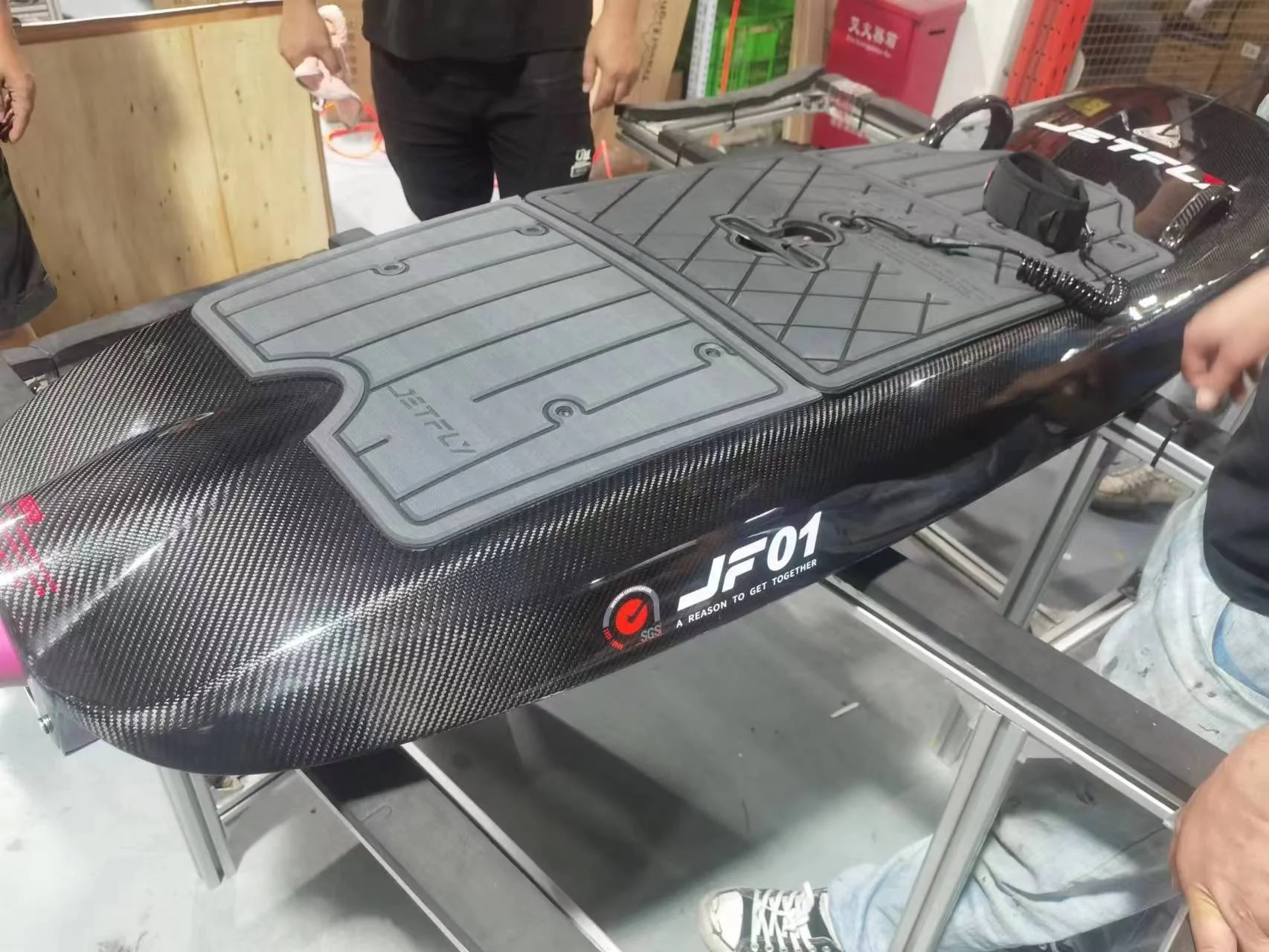 JetFly 01 Beginner Grade Unisex Carbon Fiber Electric Water Surf Board Battery 72v Powered Jet Surfboard Fin Ocean Waters supplier