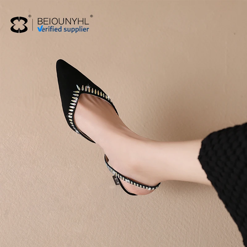 genuine leather Women Dress Pumps Thin Heels Comfortable Luxury Short Heels Lady Shoe With Buckle parchment Sandals