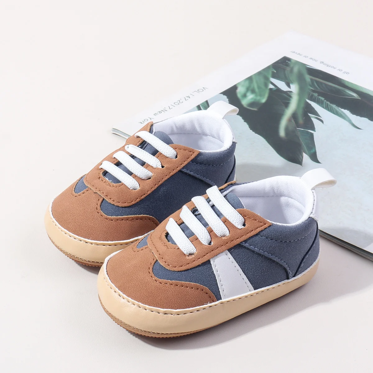 2025 New Designs Lace-up Design Anti-slip Soft Tpr Outsole Baby Boys Shoes Casual Sport Toddler Shoes manufacture