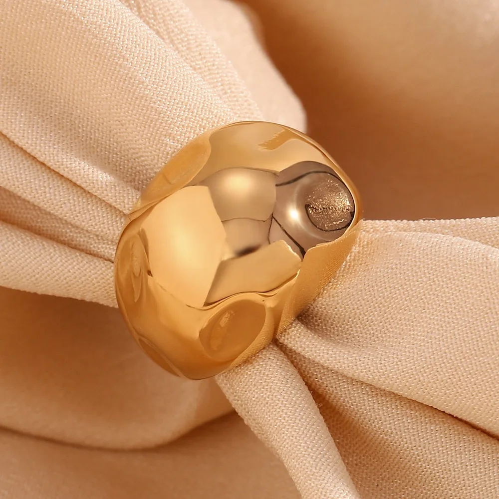 Tarnish free stainless steel gold Plated Hammering pattern ball shaped rings