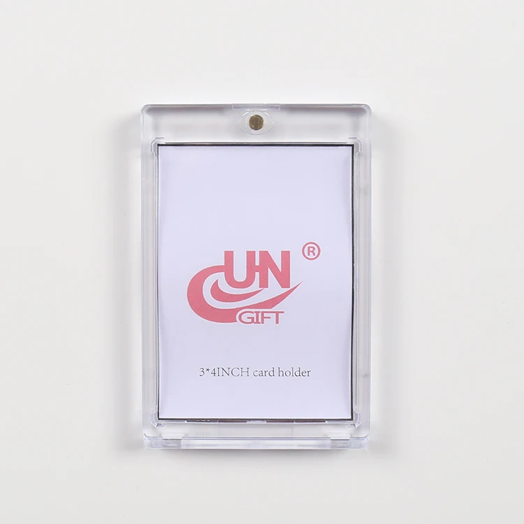 Un Id Card Holder