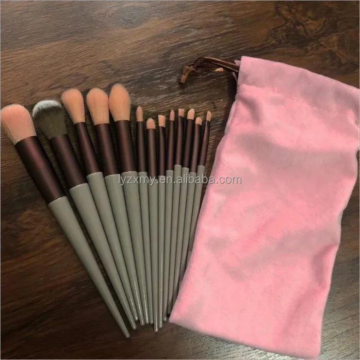 2023 custom logo makeup brush 13 pieces highlight powder blush makeup brushes set with bag sample dedicated brushes original