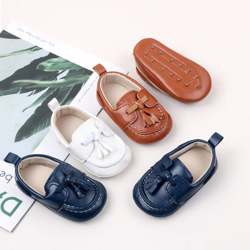 High Quality Anti-Slip Dot TPR Outsole Slip-On Dress Shoes for Boys Flat and Breathable for Spring and Autumn Seasons supplier