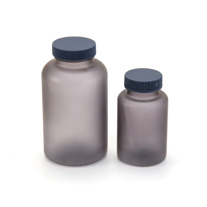 175cc 400cc Empty Plastic Bottle Wide Mouth Cylindrical Translucent With Black Cap Medicine Bottle for Drug Packaging factory
