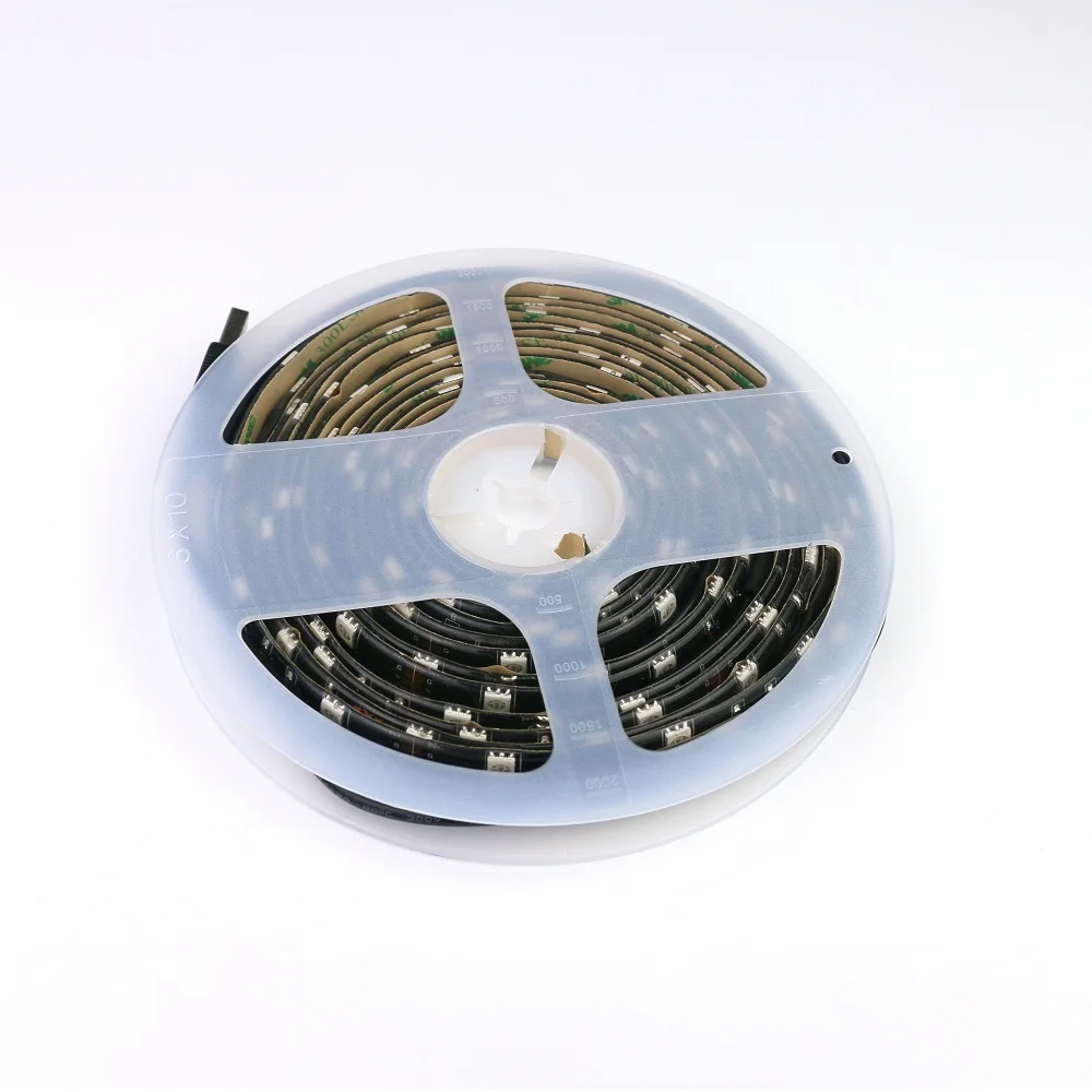 电视背光梦想彩色USB供电的发光二极管条形灯,带应用控制摄像头,用于游戏装饰