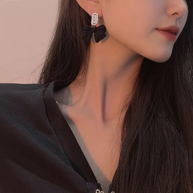 personality rosette earrings women 2022 year new trend Fashion temperament wild earring jewelry