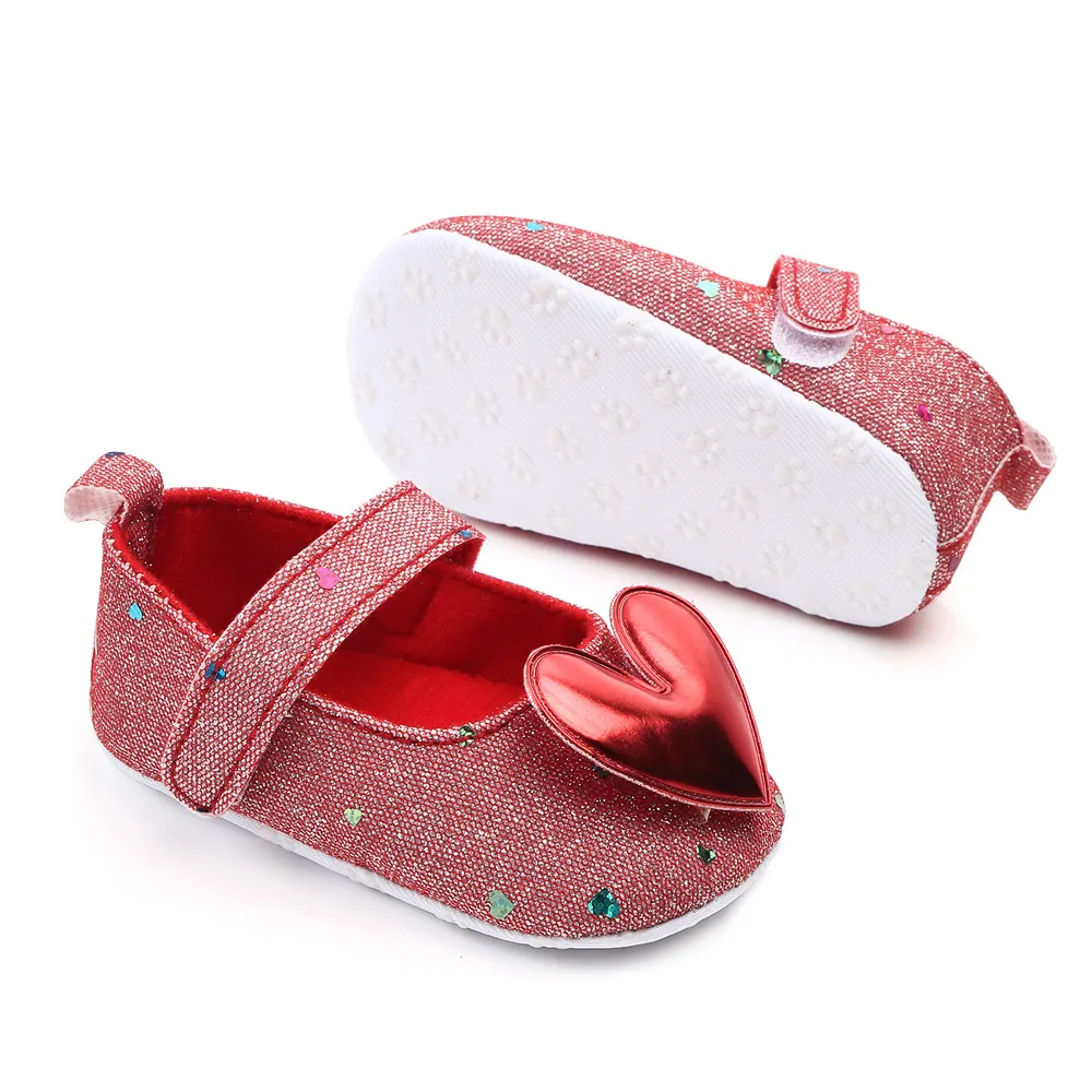 Spring and Autumn Shiny Solid Color Big Heart Soft Soled Baby Girls Soft Soled Toddler Shoes details