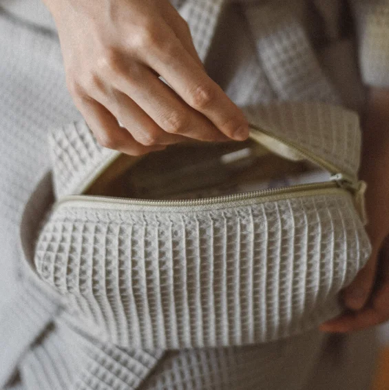 Custom Waffle Cosmetic Bag Fluffy Waffle Checker Makeup Bag Portable Cosmetic Pouch with Handle supplier