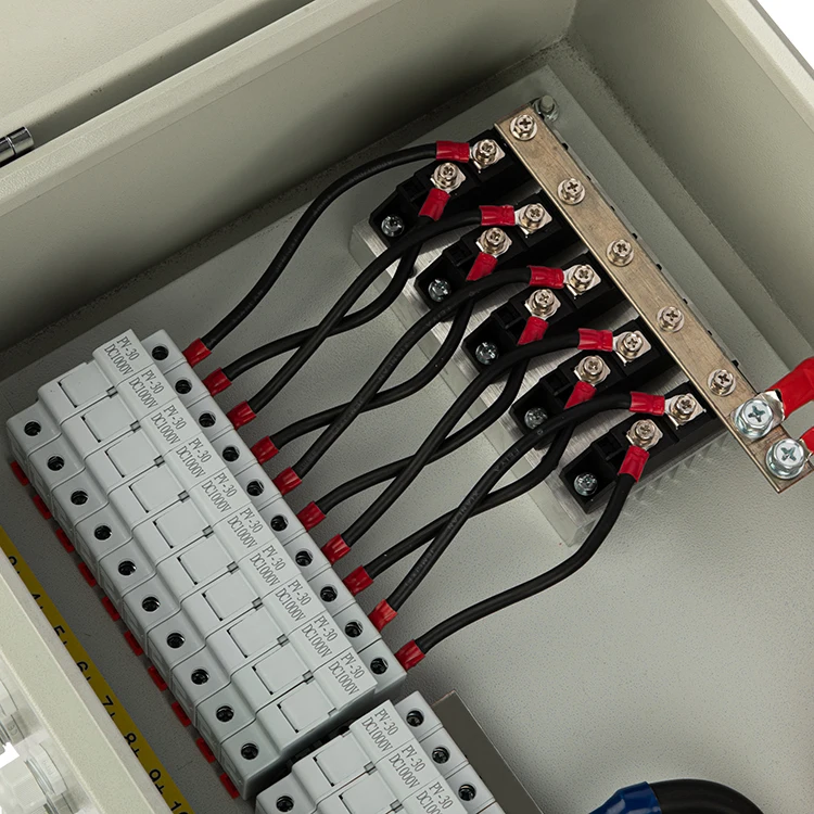 CKMINE Combiner Box IP65 wasserdichte PV-Combiner-Box aus ABS/PC-Kunststoff für die Fabrik für Solaranlagen