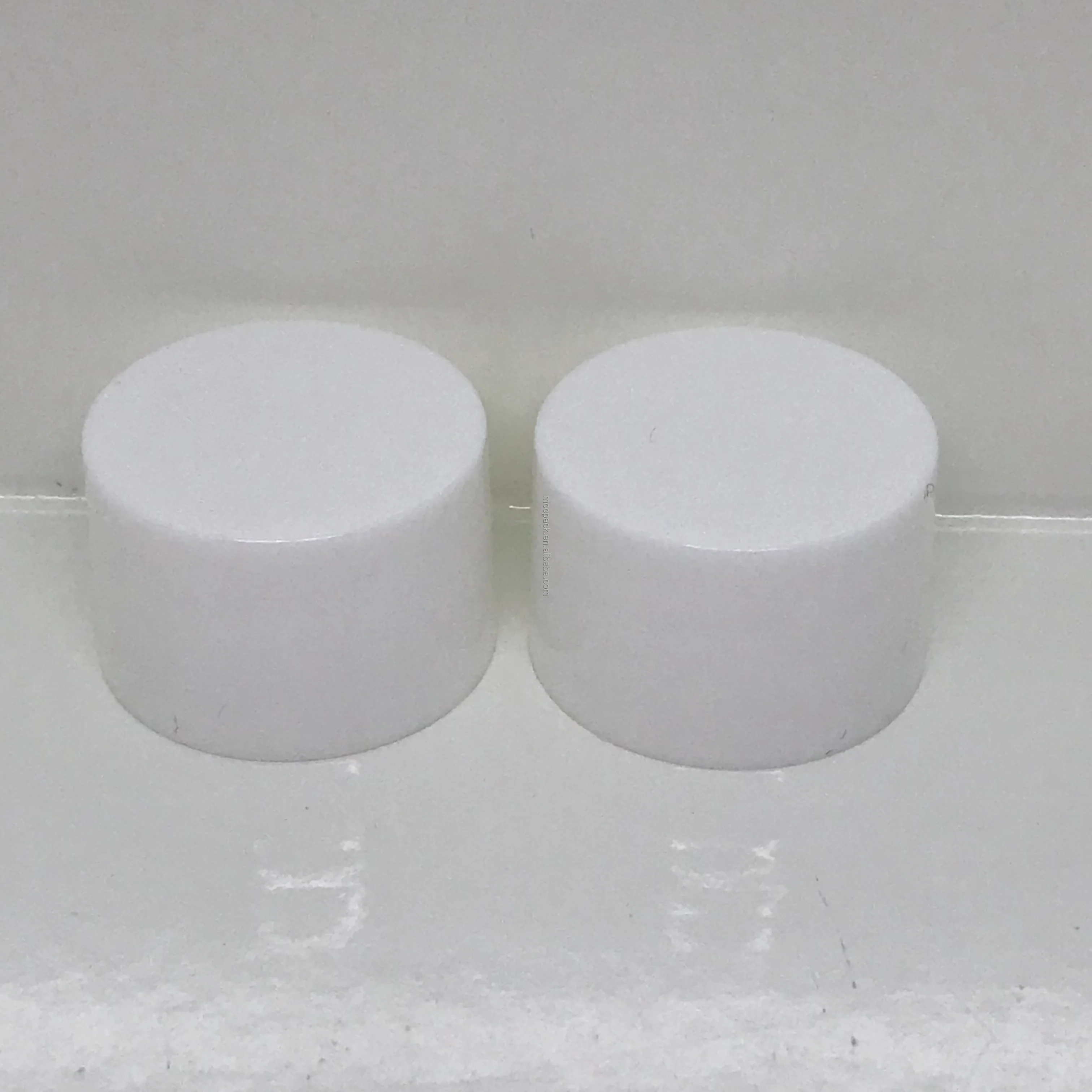 410 smooth surface screw cap in stock white black lid for bottles-29