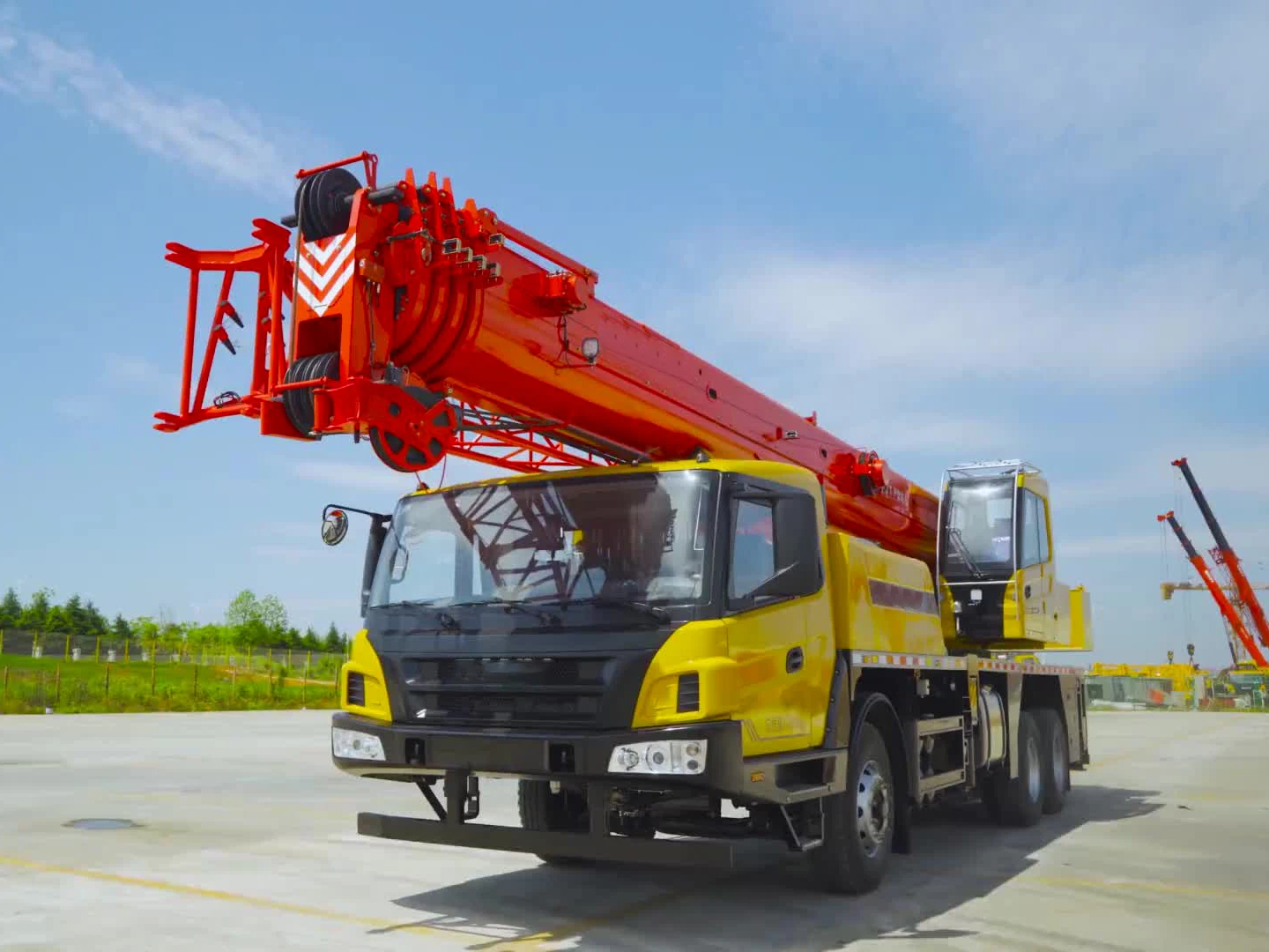 China Truck Crane 20 Tons Pilot Control Mobile Crane Stc200 With Cheap