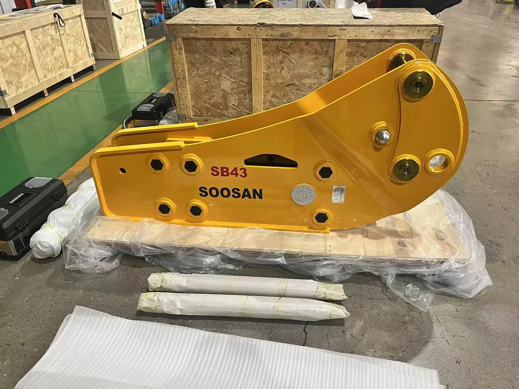 Sb43 Soosan Hydraulic Rock Hammer Jcb 3cx Backhoe With 75 Mm Chisel