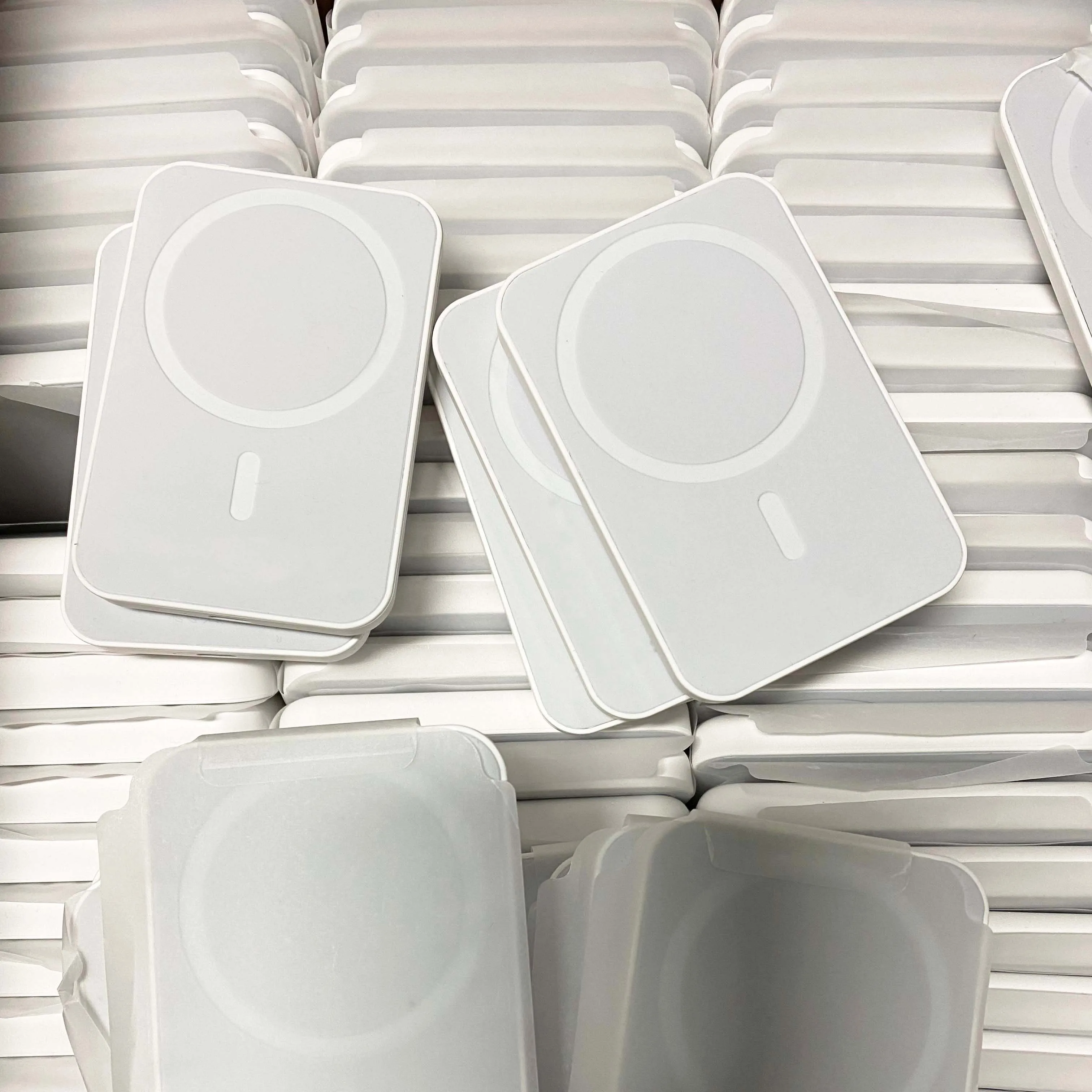 Original Battery Pack Wireless Charger For Iphone Mag Safe