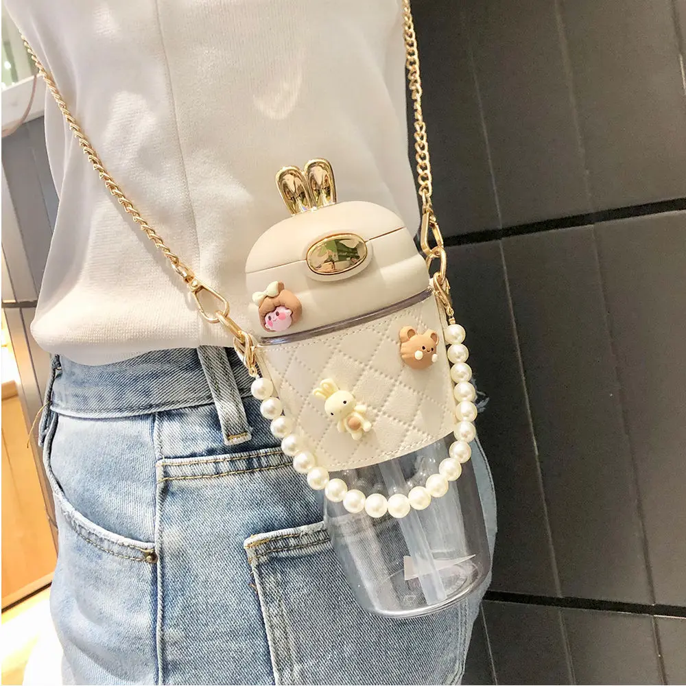 580ml cute rabbit ear Plastic water bottle Cup ins girl kids portable plastic bottle with straw pearls metal chain strap