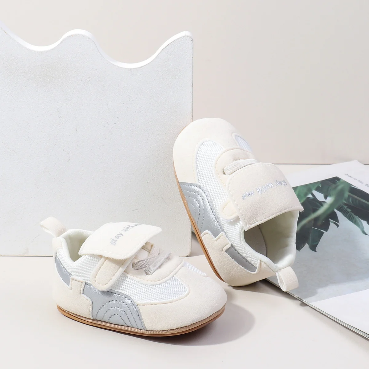 Sturdy Soft Flat TPR Soles New Design Solid Color Casual Infant Shoes All Seasons Toddler Walking Shoes for Boys and Girls manufacture