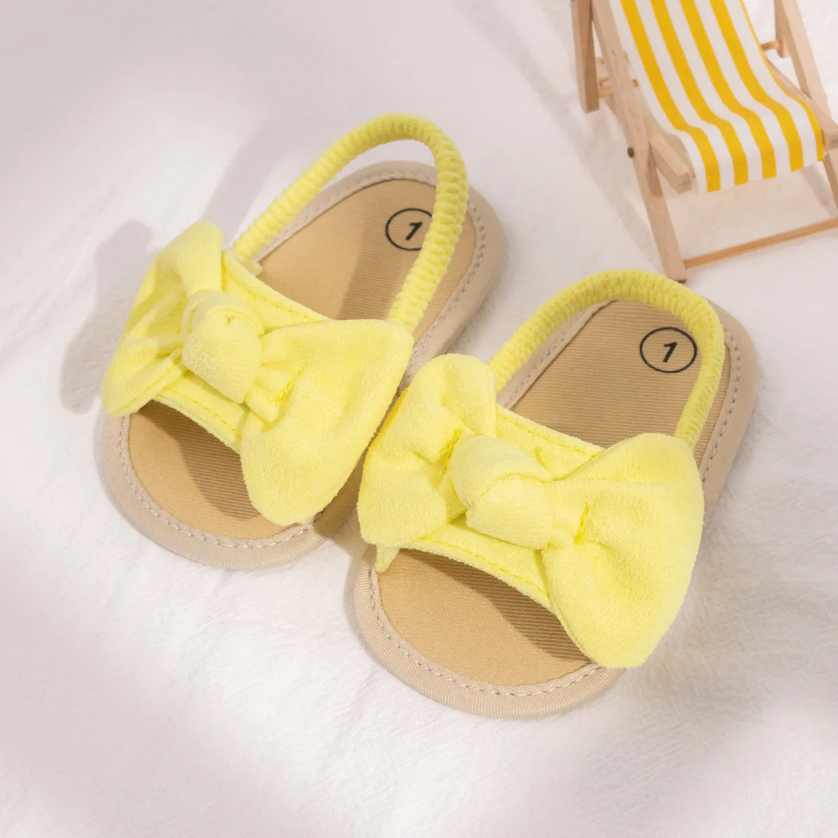New Fashion Little Bow Girls Soft Sole Sandals Breathable and Anti-Slippery for Indoor Use Newborn Baby Girl Sandals Slippers supplier