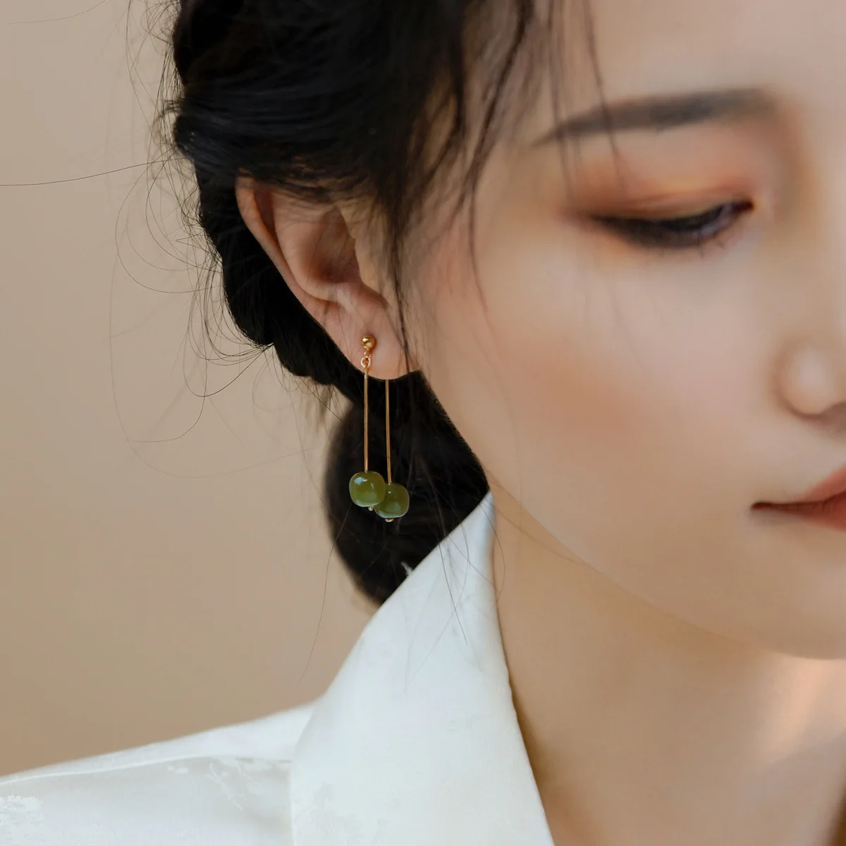 Natural Hetian Jade Light Luxury Niche Temperament 14K Earrings