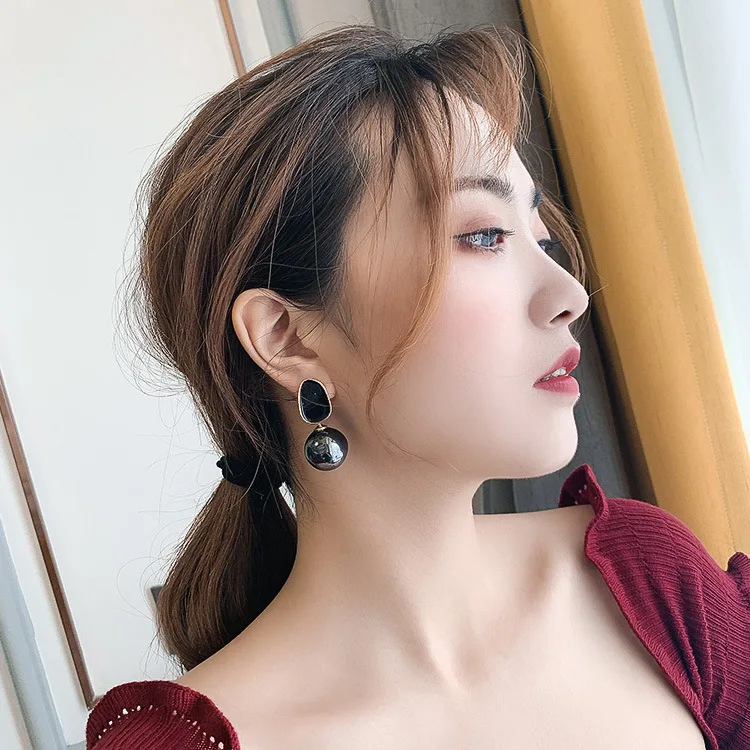 S925 Silver Needle Pearl Earrings New Trendy Korean Temperament Personality Enamel Earrings