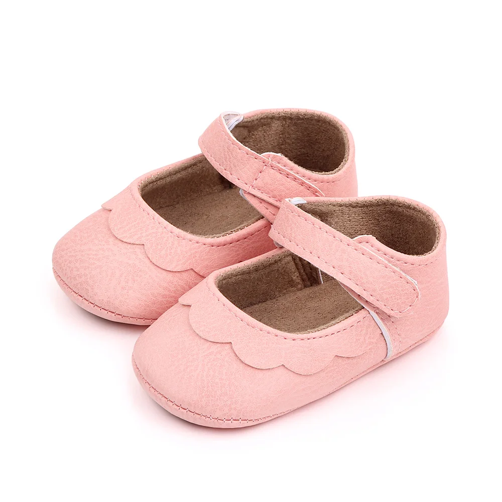 Solid Color PU Leather Top Wave Lace Baby Girls Non-slip Soft Soled Princess Toddler Shoes supplier