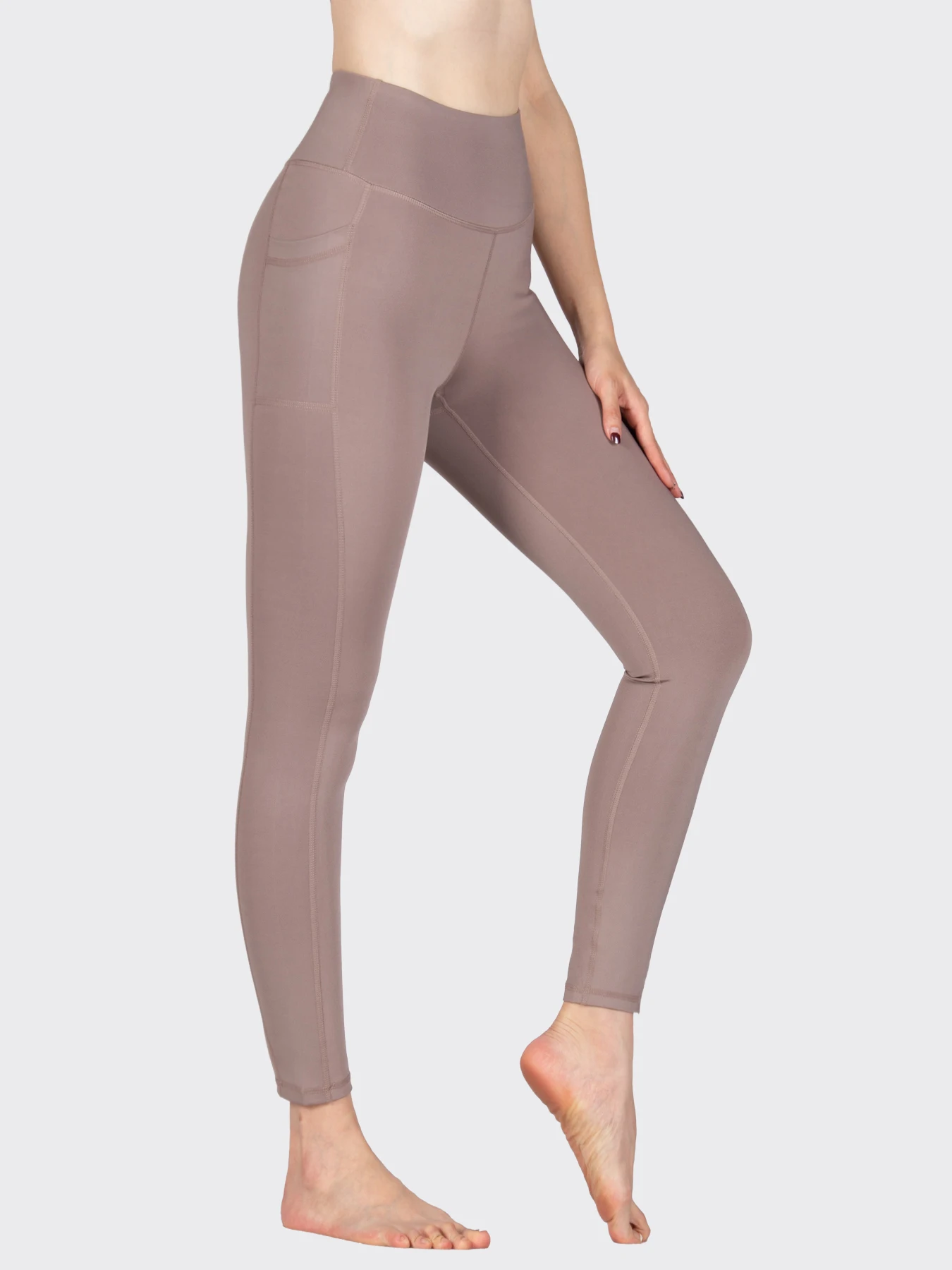 Wholesale New Arrivals Women's yoga wear, gym fitness workouts, slim fit yoga pants leggings with pockets 2 pieces in a set