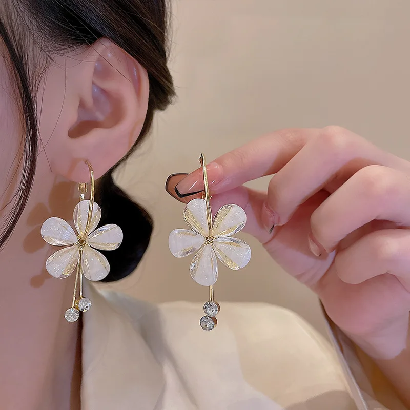 light luxury flowers earrings exquisite sweet small fresh earring temperament wild acrylic ear studs