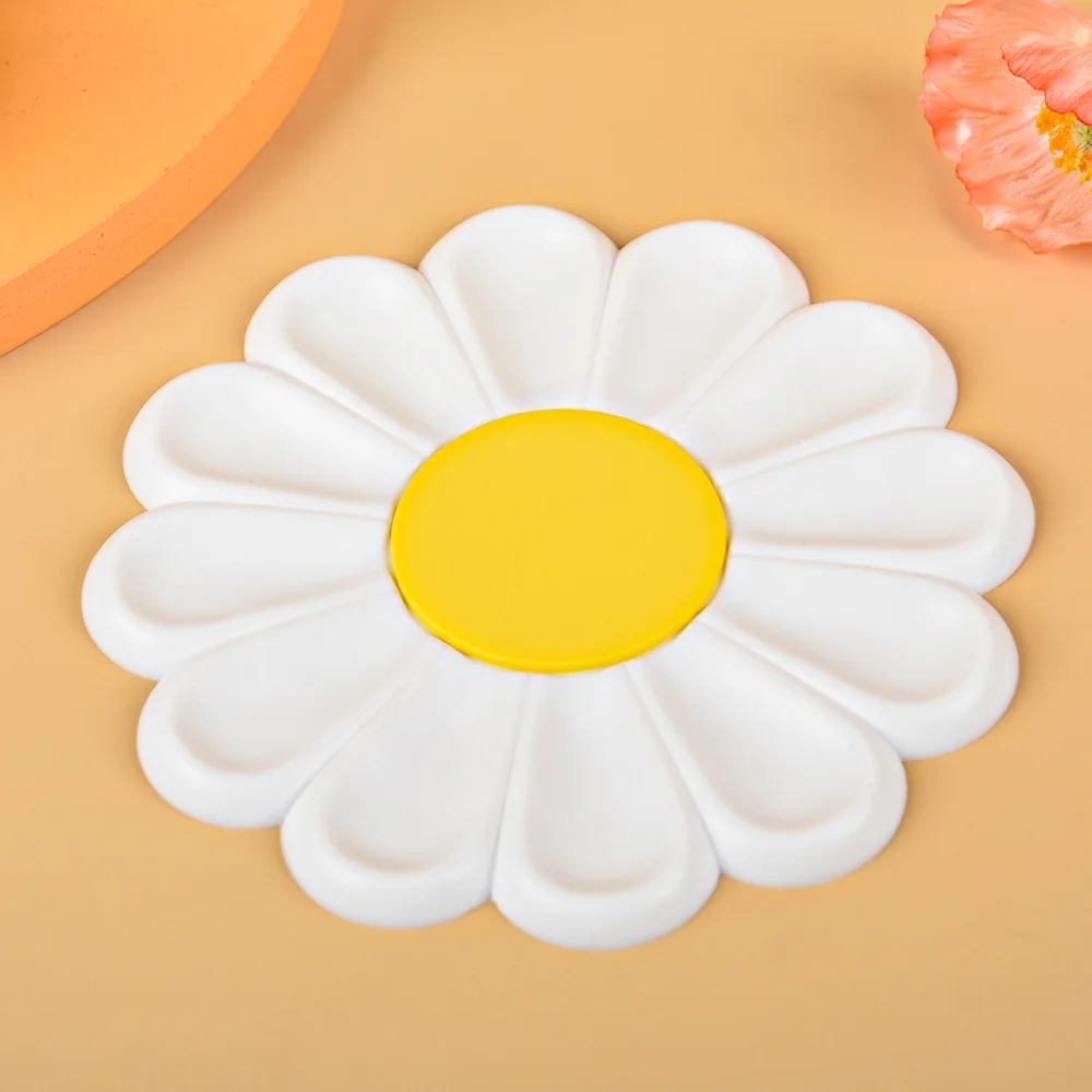 New Daisy flower heat insulated pad mat simple durable cute Japanese style silicone placemat
