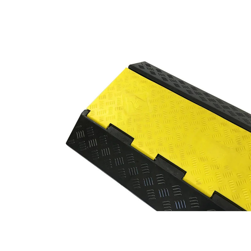 Drop Over 3 Channel Rubber Cable Protector Ramp factory